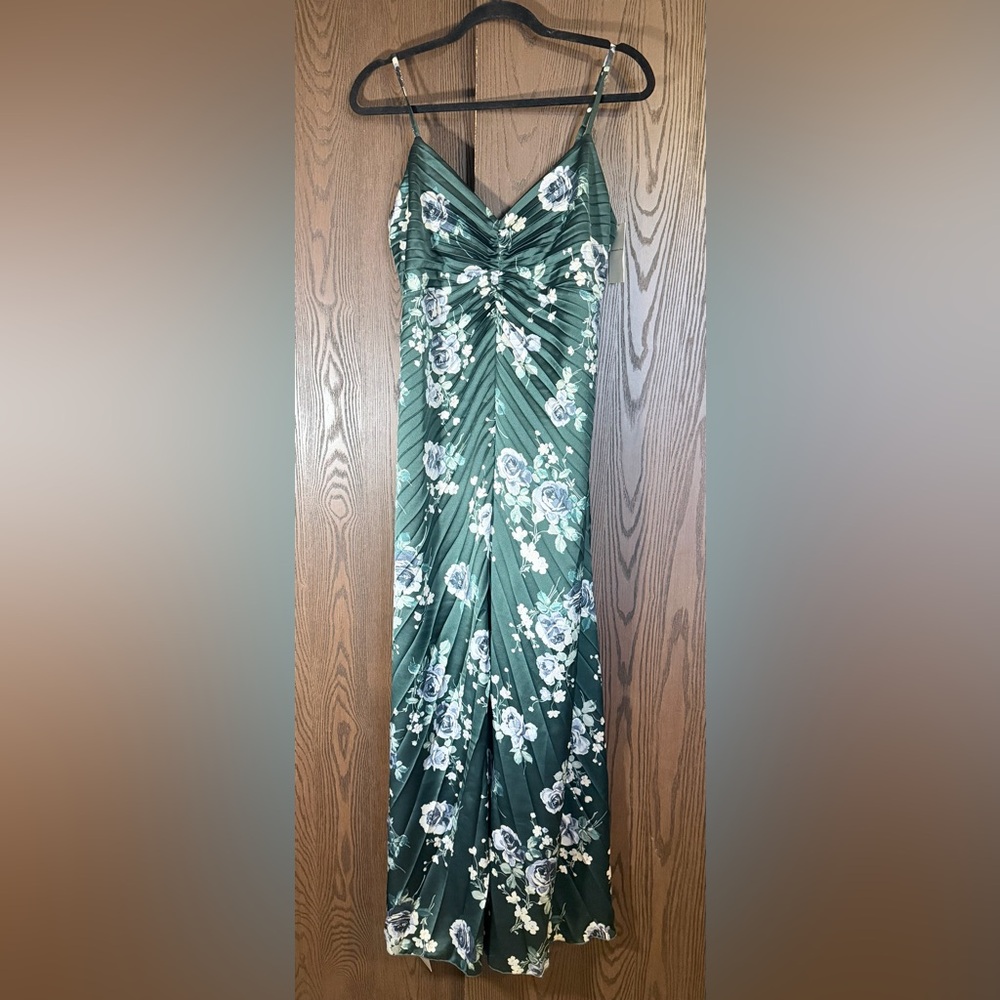 Abercrombie and Fitch Pleated Maxi Dress